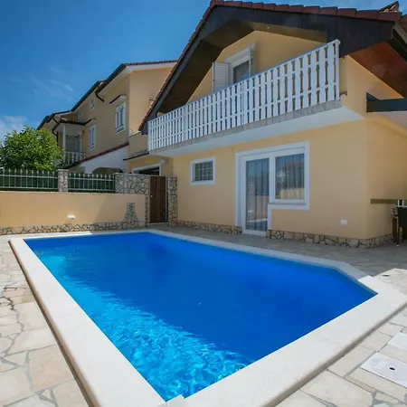 Holiday home Holiday 